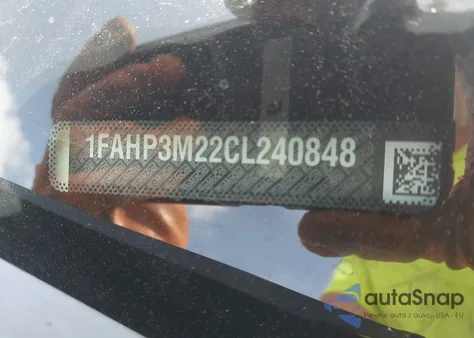 2012 Ford Focus Sel z USA, uszkodzony, nr VIN 1FAHP3M22CL240848